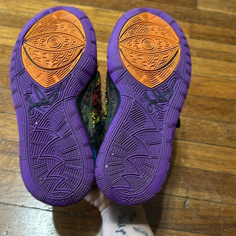 Nike Kyrie 6 Chinese New Year Basketball Shoes, Youth Sz 5
